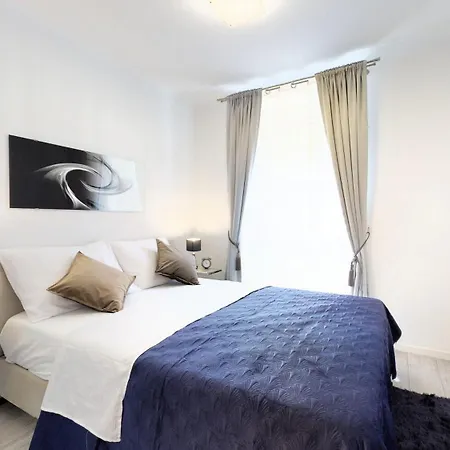 Apartment Lct Gita In The Heart Of